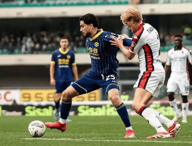 周六030 意甲保级生死战：卡利亚里主场死守，维罗纳客场绝境反扑